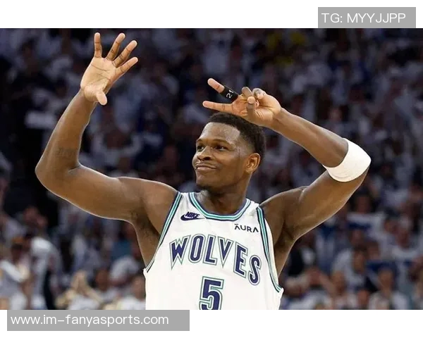 爱德华兹半场火力全开砍下24分可惜球队仍落后21分