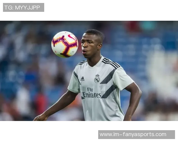 加比谈维尼修斯态度问题并称亚马尔场外成长超越场上表现